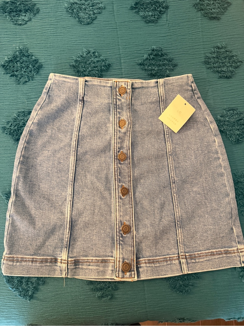 🪁🩵LC Lauren Conrad Light Blue Button-Front Denim Mini Skirt